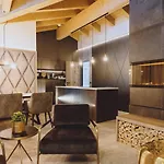 Glemm By Avenida Superior & Residences Hotel