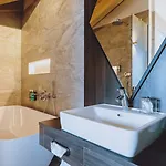 Glemm By Avenida Superior & Residences
