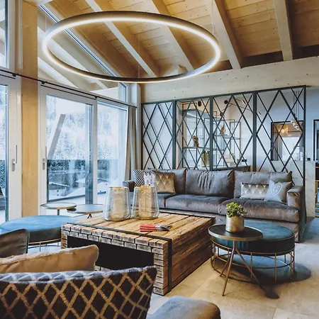 Glemm By Avenida Superior & Residences Hotel