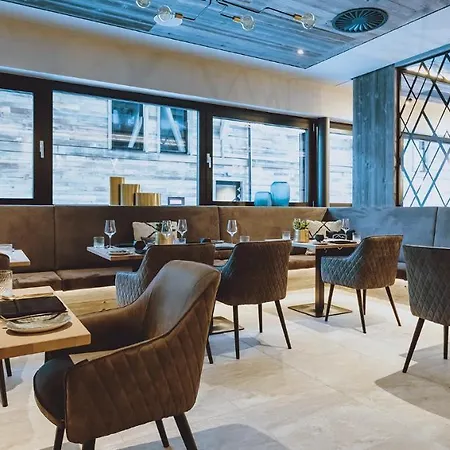 ホテル Glemm By Avenida Superior & Residences ザールバッハ・ヒンターグレム