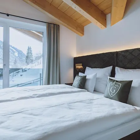 Hotel Glemm By Avenida Superior & Residences 4*