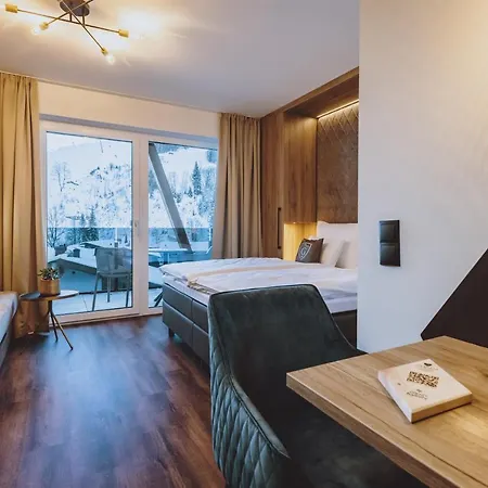 ホテル Glemm By Avenida Superior & Residences ザールバッハ・ヒンターグレム