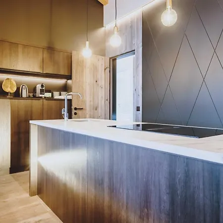 ホテル Glemm By Avenida Superior & Residences 4*