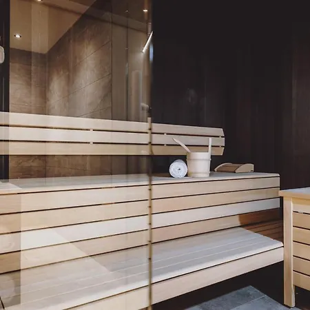 Glemm By Avenida Superior & Residences Отель