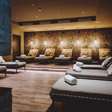 Glemm By Avenida Superior & Residences ホテル ザールバッハ・ヒンターグレム