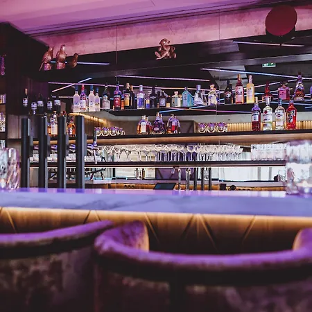 Glemm By Avenida Superior & Residences