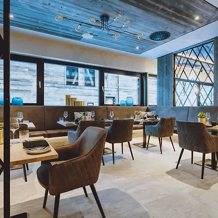 ホテル Glemm By Avenida Superior & Residences ザールバッハ・ヒンターグレム