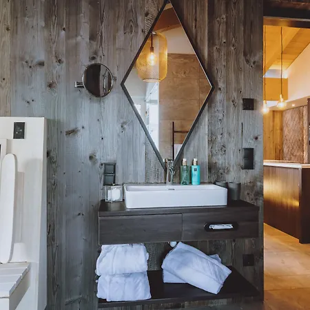 Glemm By Avenida Superior & Residences 4*