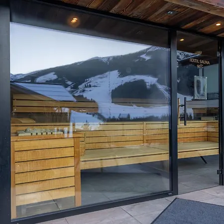 ホテル Glemm By Avenida Superior & Residences ザールバッハ・ヒンターグレム