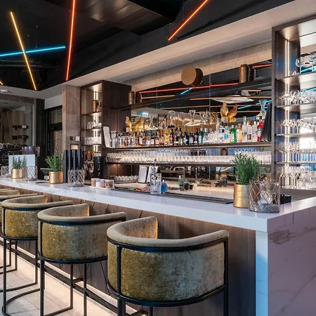 Glemm By Avenida Superior & Residences ホテル ザールバッハ・ヒンターグレム