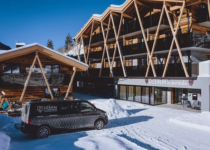 Glemm By Avenida Superior & Residences Hotel 4*